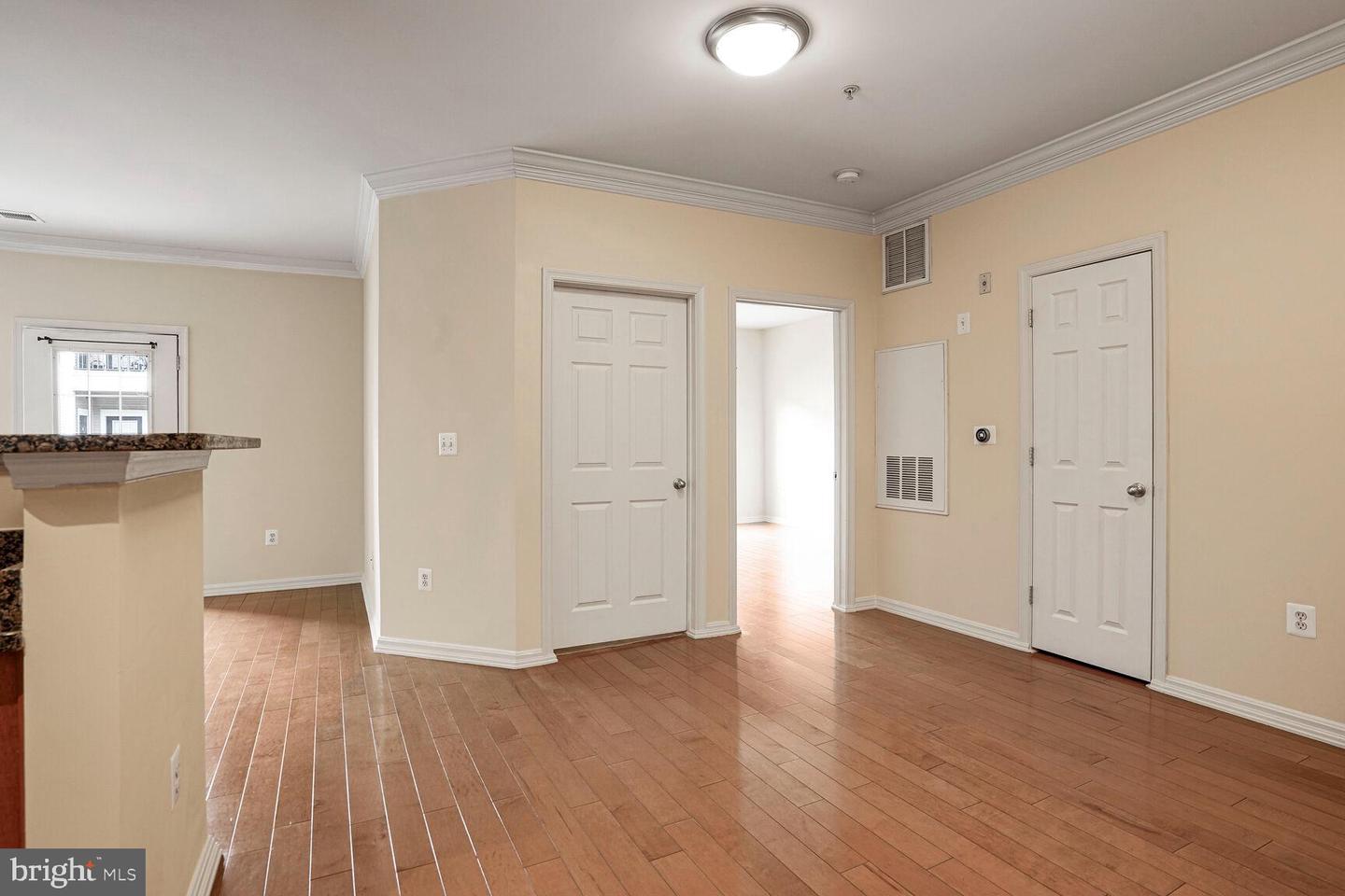 4862 EISENHOWER AVE #373, ALEXANDRIA, Virginia 22304, 1 Bedroom Bedrooms, ,1 BathroomBathrooms,Residential,For sale,4862 EISENHOWER AVE #373,VAAX2047516 MLS # VAAX2047516