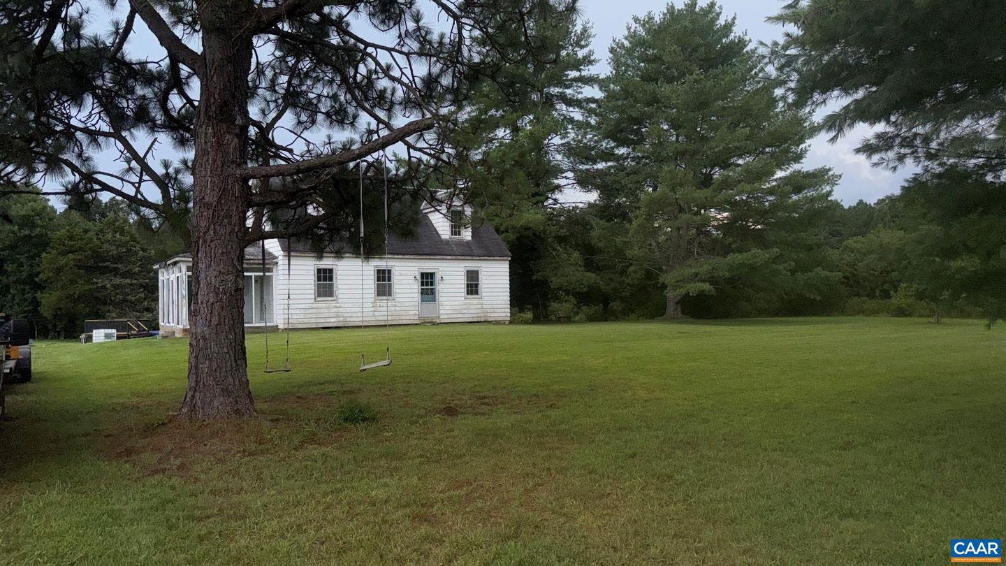 9919 JAMES MADISON HWY, FORK UNION, Virginia 23055, 2 Bedrooms Bedrooms, ,1 BathroomBathrooms,Residential,For sale,9919 JAMES MADISON HWY,666828 MLS # 666828