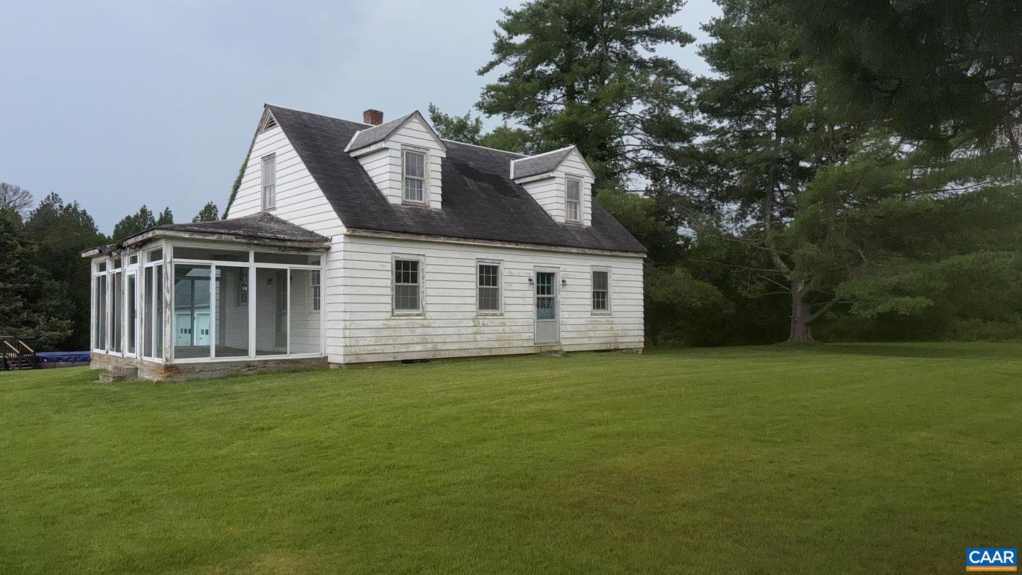 9919 JAMES MADISON HWY, FORK UNION, Virginia 23055, 2 Bedrooms Bedrooms, ,1 BathroomBathrooms,Residential,For sale,9919 JAMES MADISON HWY,666828 MLS # 666828