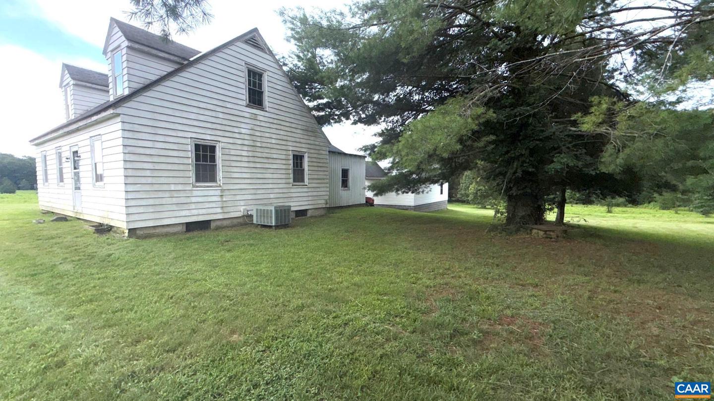 9919 JAMES MADISON HWY, FORK UNION, Virginia 23055, 2 Bedrooms Bedrooms, ,1 BathroomBathrooms,Residential,For sale,9919 JAMES MADISON HWY,666828 MLS # 666828