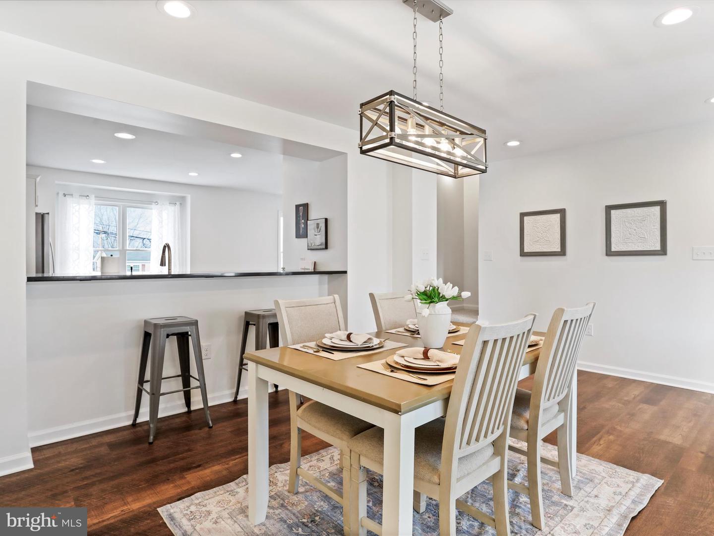 332 W 11TH, FRONT ROYAL, Virginia 22630, 3 Bedrooms Bedrooms, ,3 BathroomsBathrooms,Residential,For sale,332 W 11TH,VAWR2011720 MLS # VAWR2011720