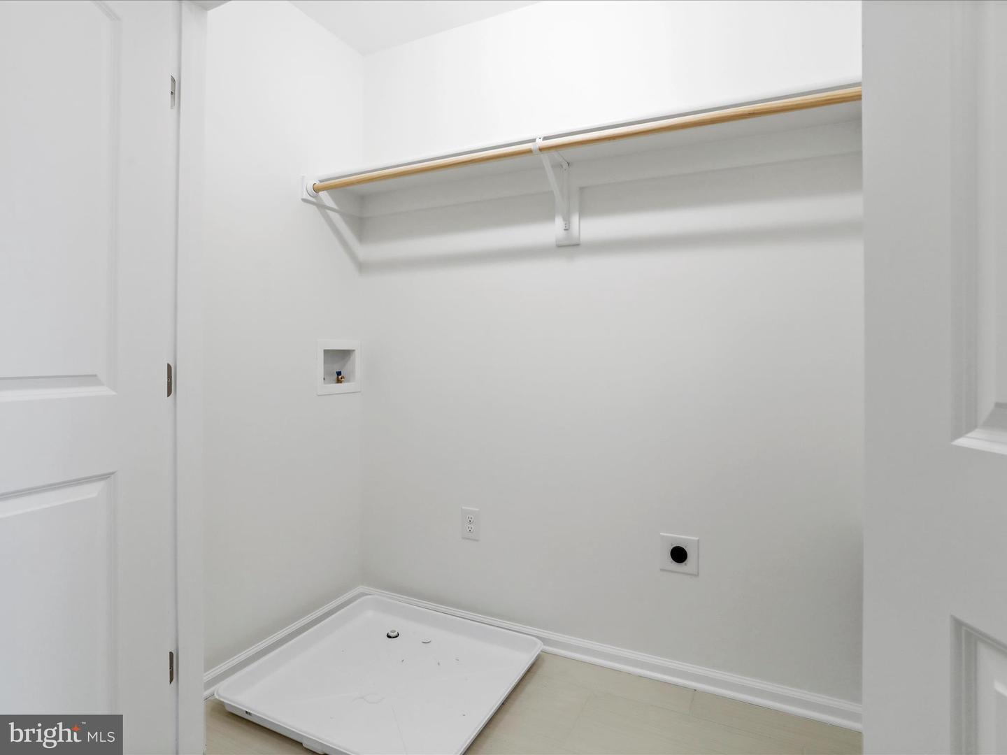 332 W 11TH, FRONT ROYAL, Virginia 22630, 3 Bedrooms Bedrooms, ,3 BathroomsBathrooms,Residential,For sale,332 W 11TH,VAWR2011720 MLS # VAWR2011720