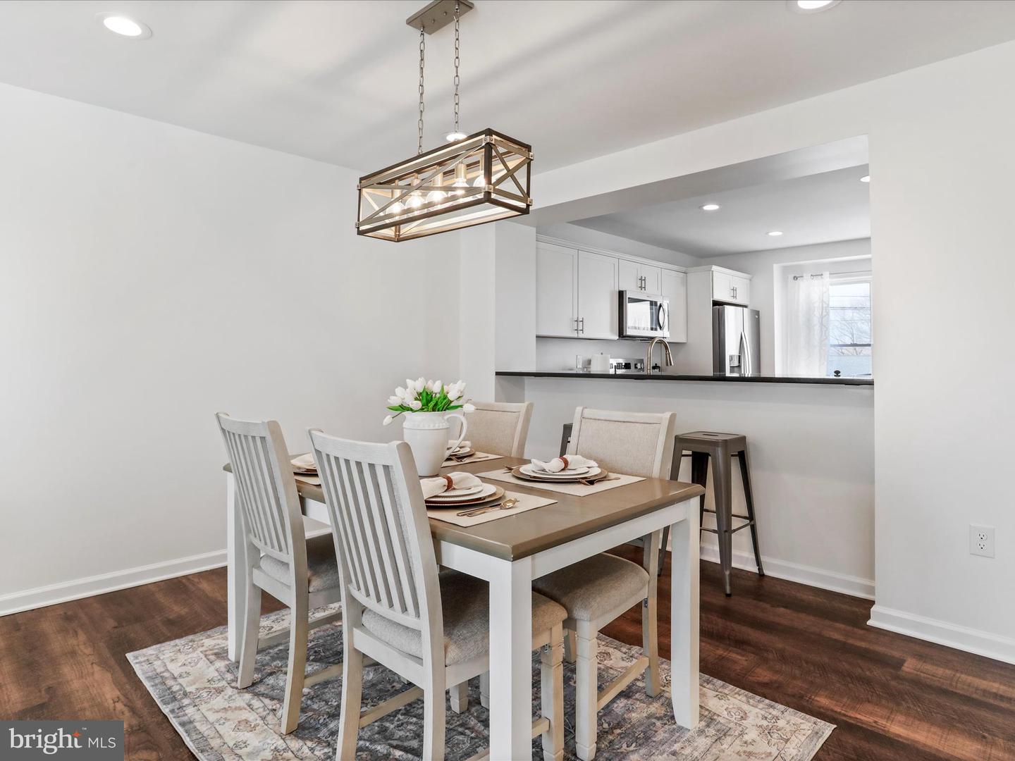 332 W 11TH, FRONT ROYAL, Virginia 22630, 3 Bedrooms Bedrooms, ,3 BathroomsBathrooms,Residential,For sale,332 W 11TH,VAWR2011720 MLS # VAWR2011720