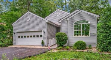 104 BIRCH CT, LOCUST GROVE, Virginia 22508, 3 Bedrooms Bedrooms, ,2 BathroomsBathrooms,Residential,For sale,104 BIRCH CT,VAOR2009150 MLS # VAOR2009150