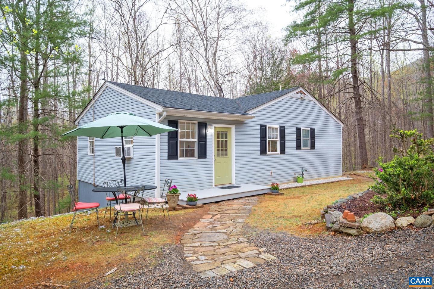 115 CIRCLE RD, STANARDSVILLE, Virginia 22973, 1 Bedroom Bedrooms, ,1 BathroomBathrooms,Residential,For sale,115 CIRCLE RD,662844 MLS # 662844