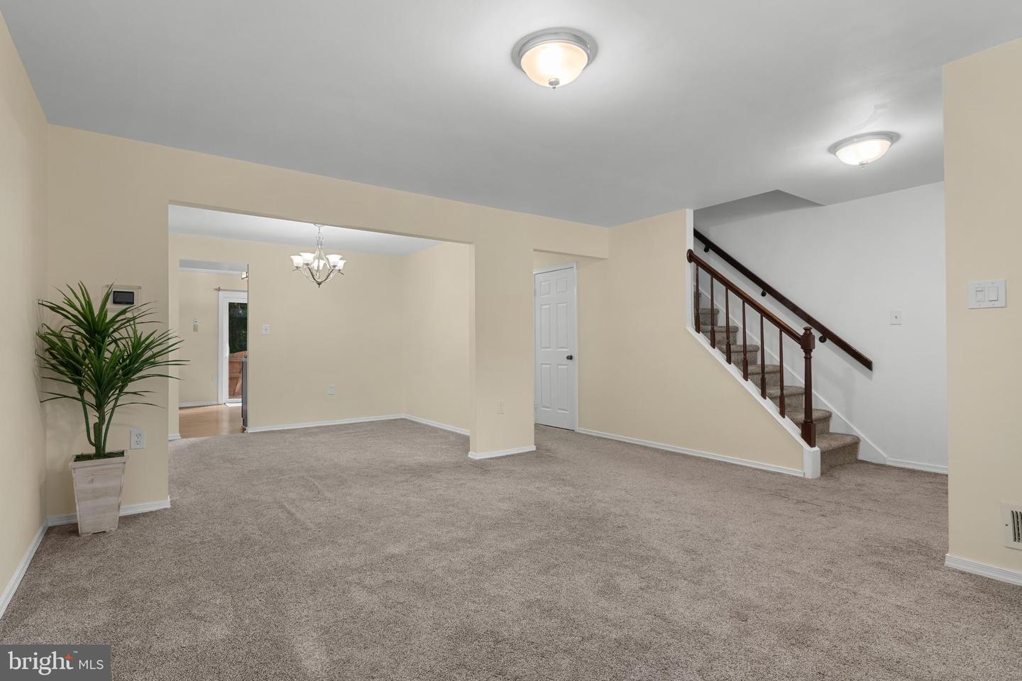 2930 JERMANTOWN RD #13, OAKTON, Virginia 22124, 3 Bedrooms Bedrooms, ,2 BathroomsBathrooms,Residential,For sale,2930 JERMANTOWN RD #13,VAFX2237794 MLS # VAFX2237794