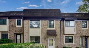 2930 JERMANTOWN RD #13, OAKTON, Virginia 22124, 3 Bedrooms Bedrooms, ,2 BathroomsBathrooms,Residential,For sale,2930 JERMANTOWN RD #13,VAFX2237794 MLS # VAFX2237794