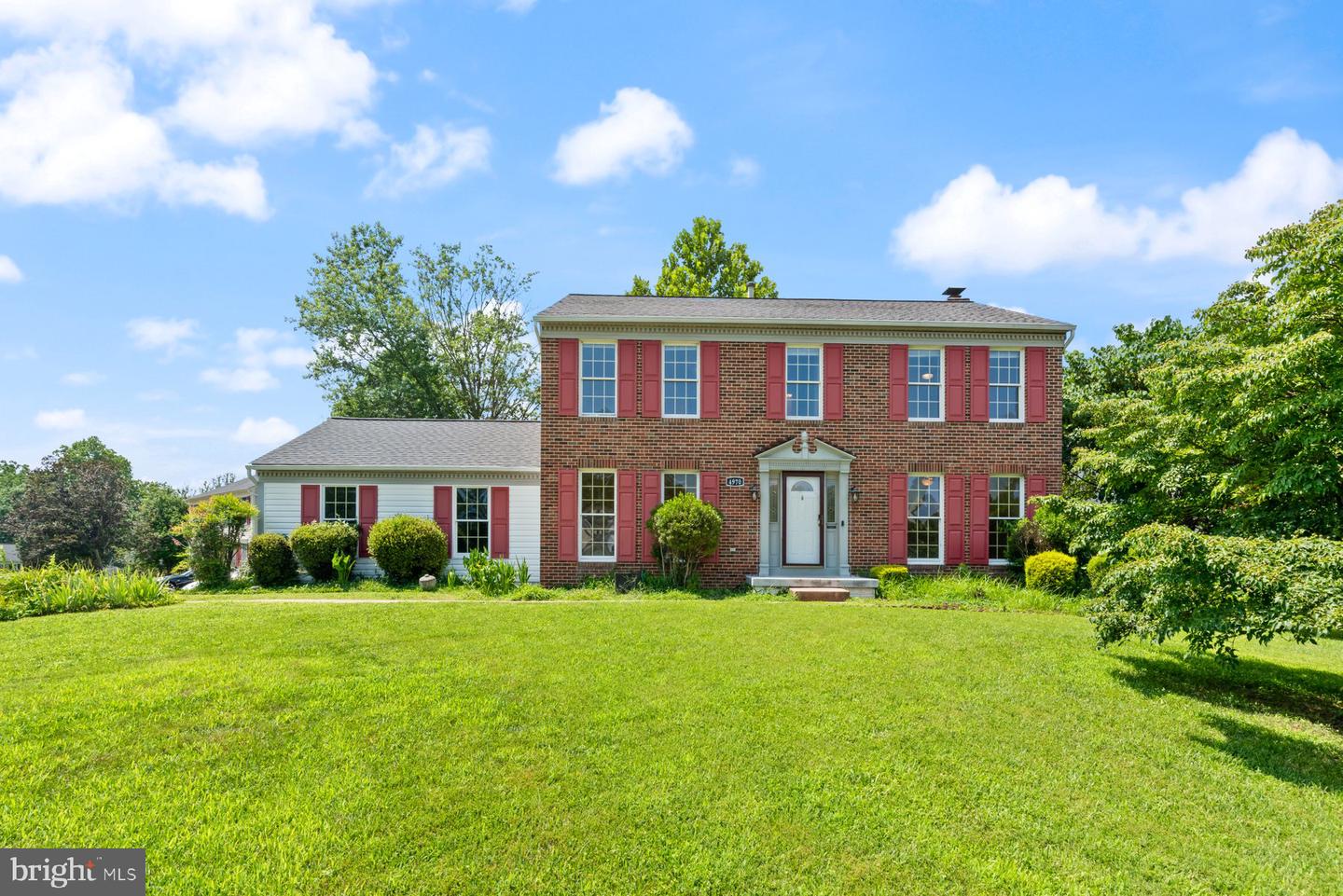 4970 MANOR HOUSE CT, WOODBRIDGE, Virginia 22193, 4 Bedrooms Bedrooms, ,3 BathroomsBathrooms,Residential,For sale,4970 MANOR HOUSE CT,VAPW2095752 MLS # VAPW2095752