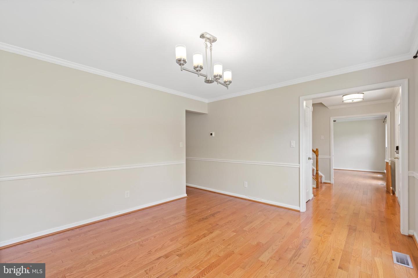 4970 MANOR HOUSE CT, WOODBRIDGE, Virginia 22193, 4 Bedrooms Bedrooms, ,3 BathroomsBathrooms,Residential,For sale,4970 MANOR HOUSE CT,VAPW2095752 MLS # VAPW2095752