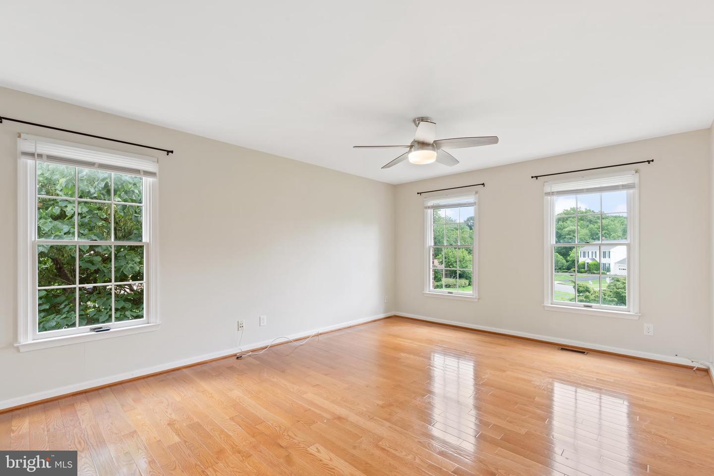 4970 MANOR HOUSE CT, WOODBRIDGE, Virginia 22193, 4 Bedrooms Bedrooms, ,3 BathroomsBathrooms,Residential,For sale,4970 MANOR HOUSE CT,VAPW2095752 MLS # VAPW2095752