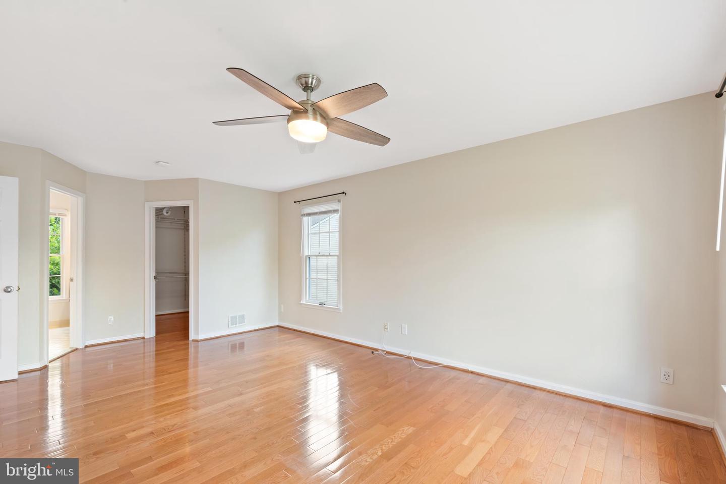 4970 MANOR HOUSE CT, WOODBRIDGE, Virginia 22193, 4 Bedrooms Bedrooms, ,3 BathroomsBathrooms,Residential,For sale,4970 MANOR HOUSE CT,VAPW2095752 MLS # VAPW2095752