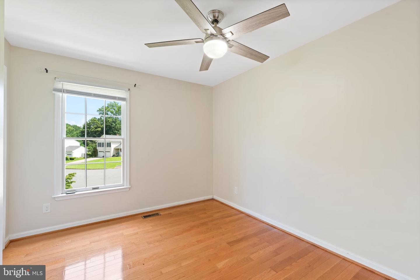 4970 MANOR HOUSE CT, WOODBRIDGE, Virginia 22193, 4 Bedrooms Bedrooms, ,3 BathroomsBathrooms,Residential,For sale,4970 MANOR HOUSE CT,VAPW2095752 MLS # VAPW2095752