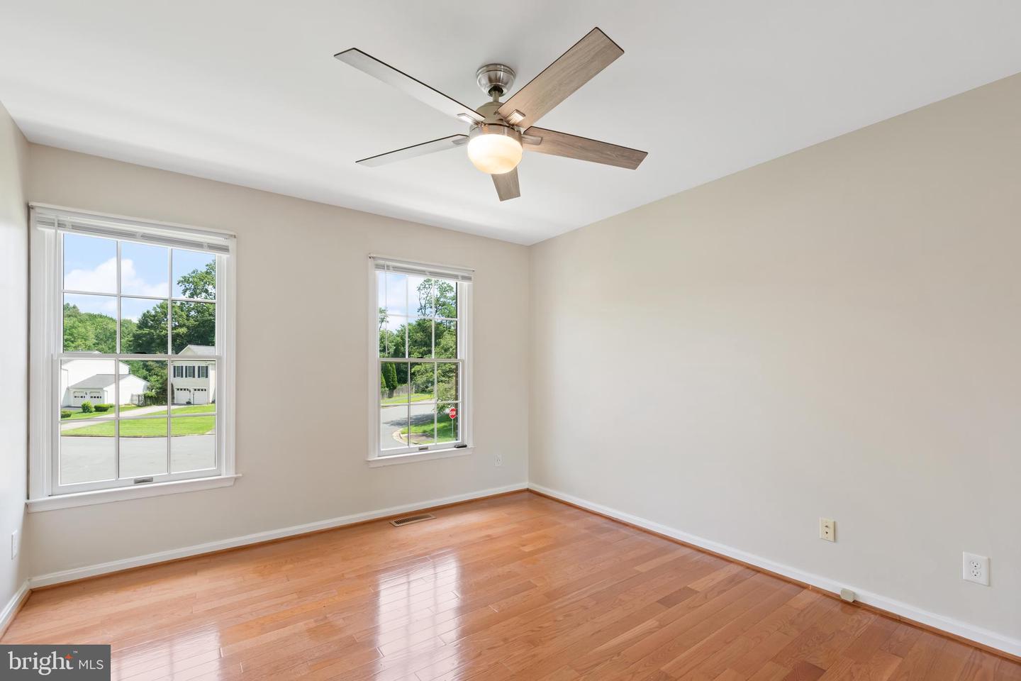 4970 MANOR HOUSE CT, WOODBRIDGE, Virginia 22193, 4 Bedrooms Bedrooms, ,3 BathroomsBathrooms,Residential,For sale,4970 MANOR HOUSE CT,VAPW2095752 MLS # VAPW2095752