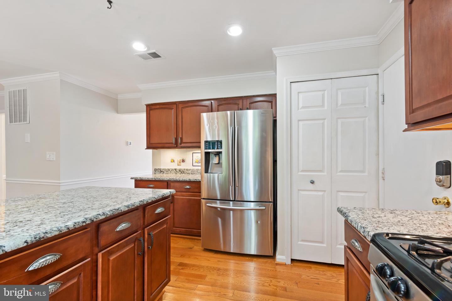 4970 MANOR HOUSE CT, WOODBRIDGE, Virginia 22193, 4 Bedrooms Bedrooms, ,3 BathroomsBathrooms,Residential,For sale,4970 MANOR HOUSE CT,VAPW2095752 MLS # VAPW2095752