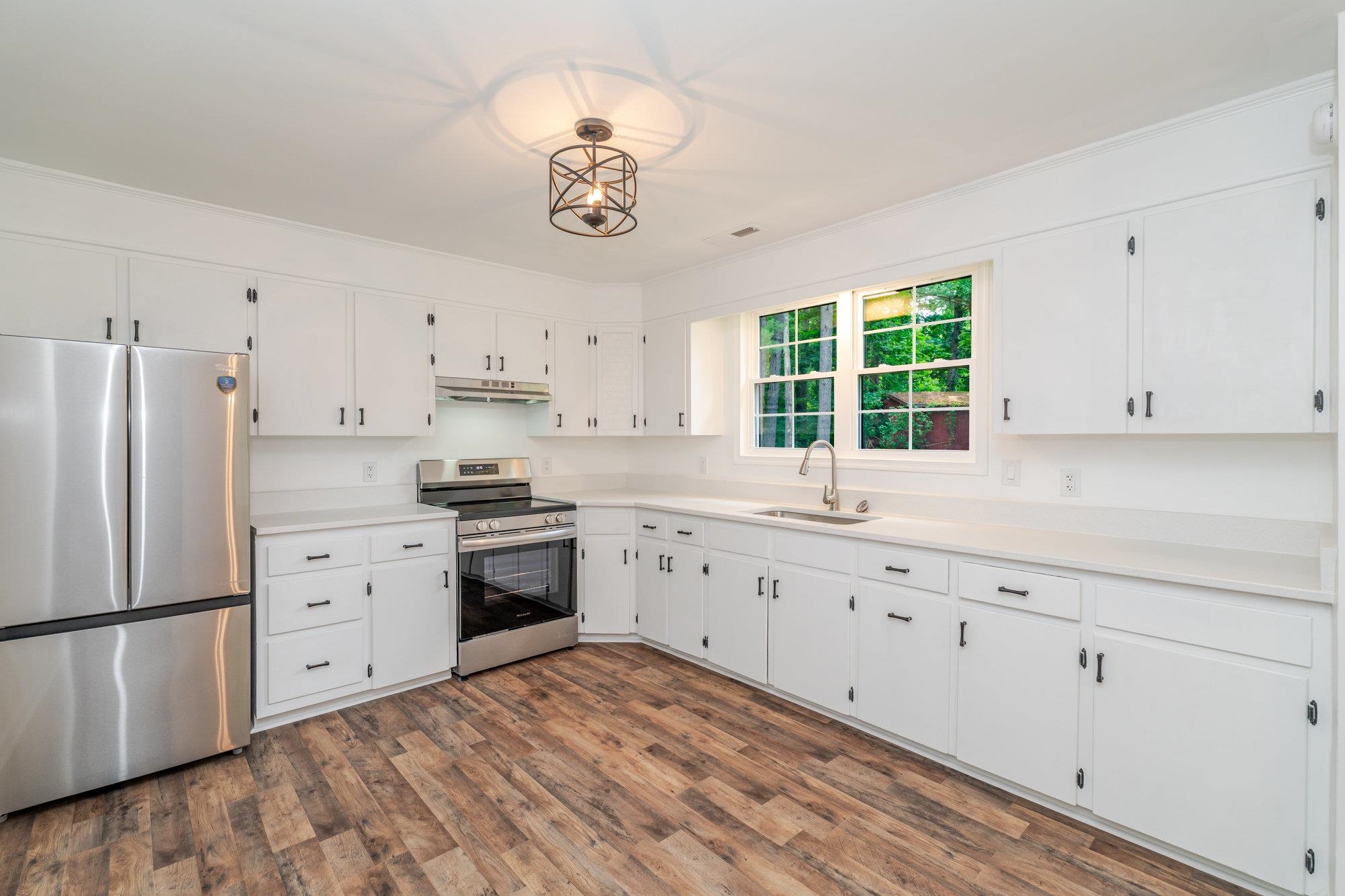 9048 CINDER RUN LN, ELKTON, Virginia 22827, 3 Bedrooms Bedrooms, ,1 BathroomBathrooms,Residential,9048 CINDER RUN LN,666832 MLS # 666832