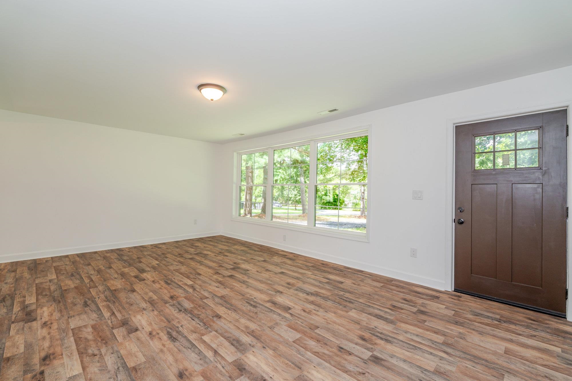 9048 CINDER RUN LN, ELKTON, Virginia 22827, 3 Bedrooms Bedrooms, ,1 BathroomBathrooms,Residential,9048 CINDER RUN LN,666832 MLS # 666832