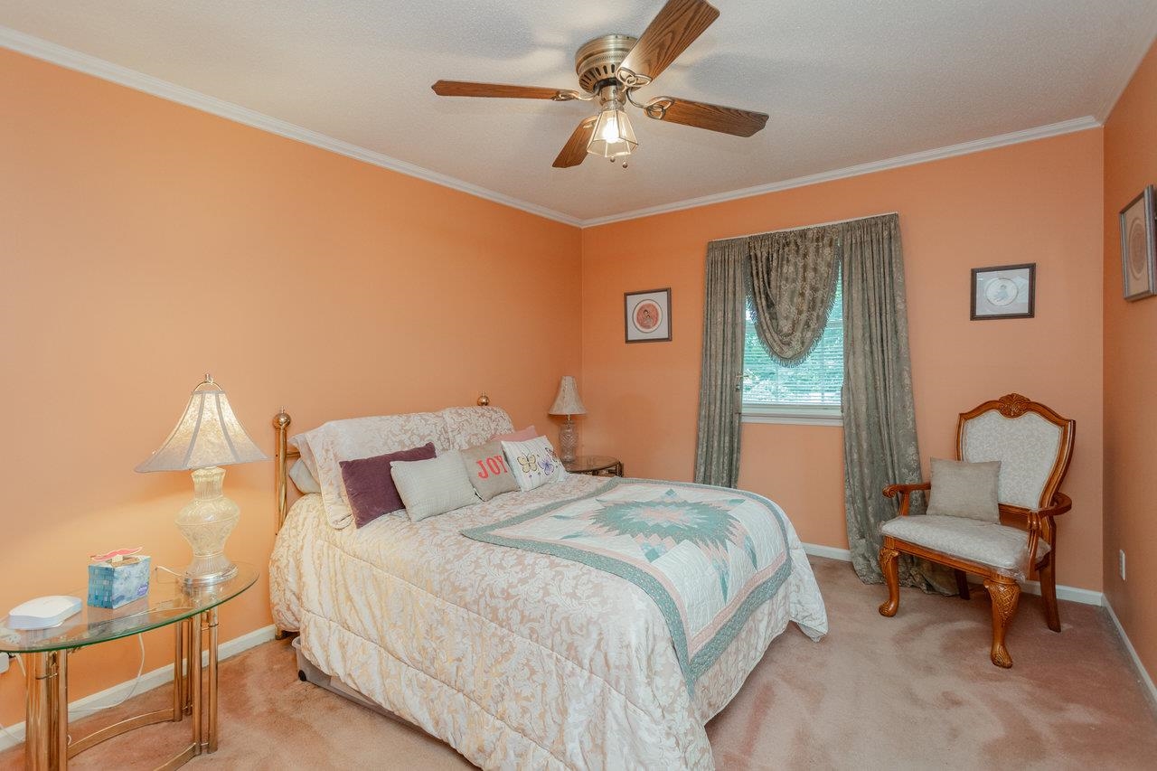 1112 SHARPES DR, HARRISONBURG, Virginia 22801, 5 Bedrooms Bedrooms, ,3 BathroomsBathrooms,Residential,1112 SHARPES DR,666835 MLS # 666835