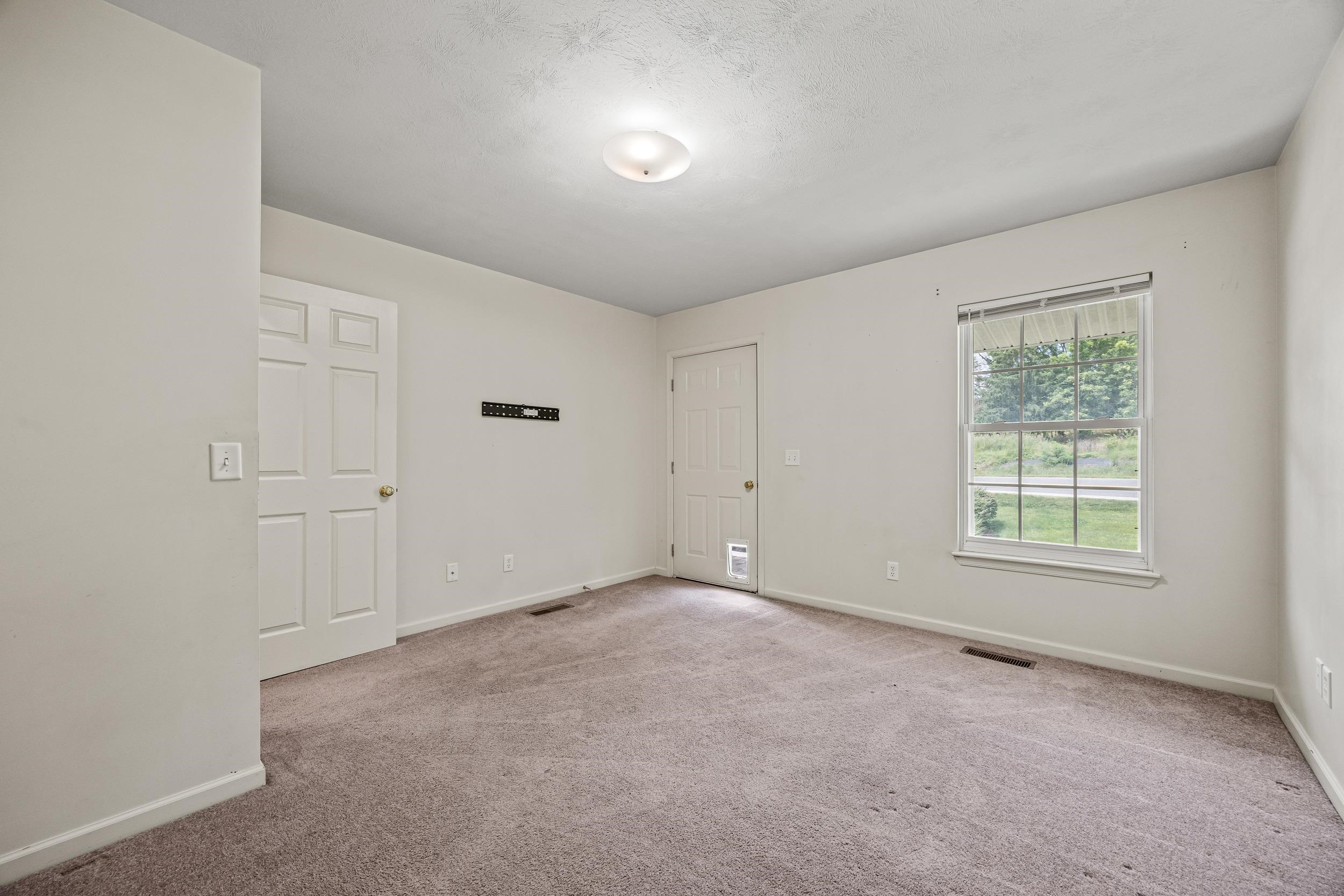 2443 MILLWOOD LOOP, HARRISONBURG, Virginia 22801, 2 Bedrooms Bedrooms, ,1 BathroomBathrooms,Residential,2443 MILLWOOD LOOP,666840 MLS # 666840