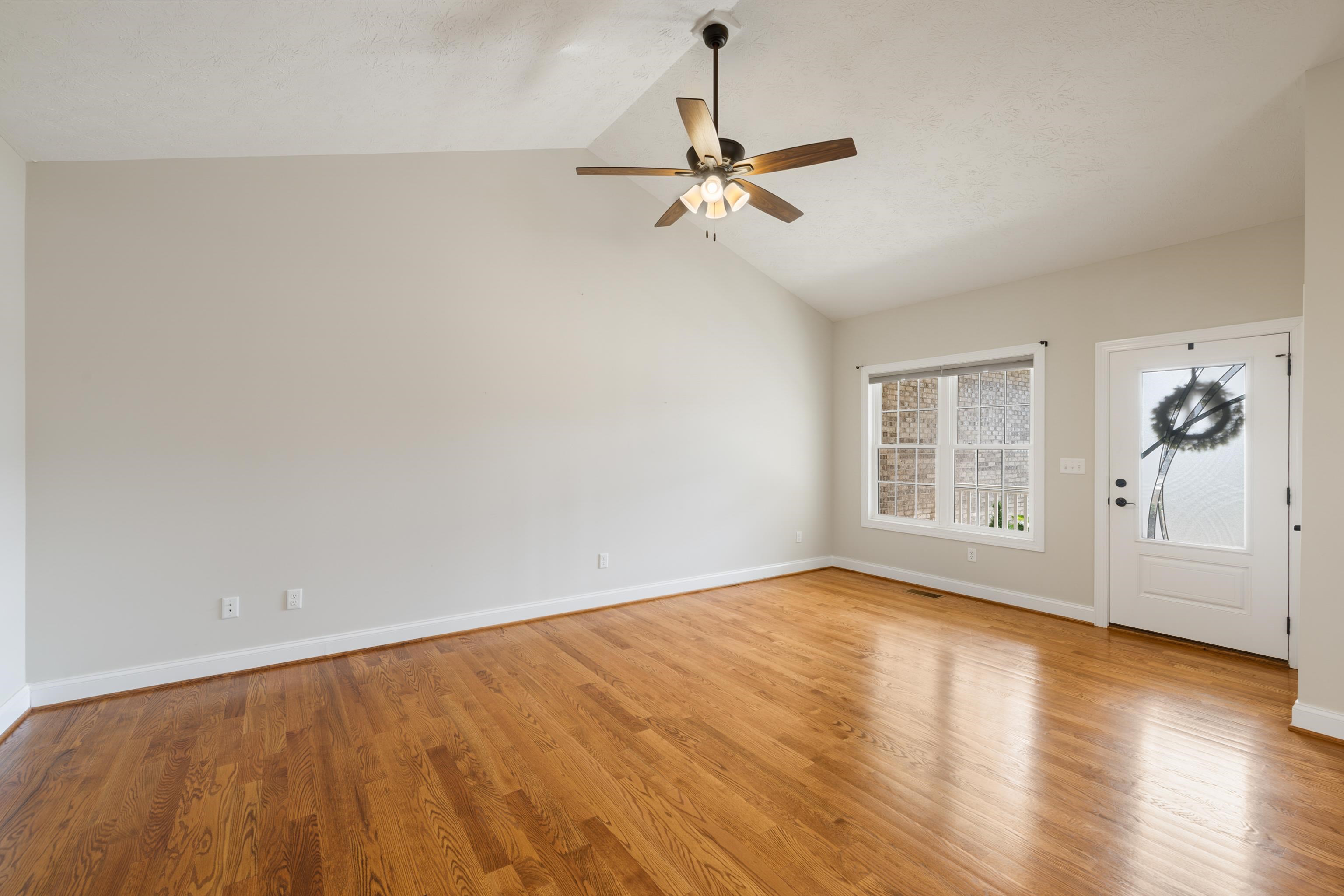 26 PEBBLE CT, STUARTS DRAFT, Virginia 24477, 2 Bedrooms Bedrooms, ,2 BathroomsBathrooms,Residential,26 PEBBLE CT,666841 MLS # 666841