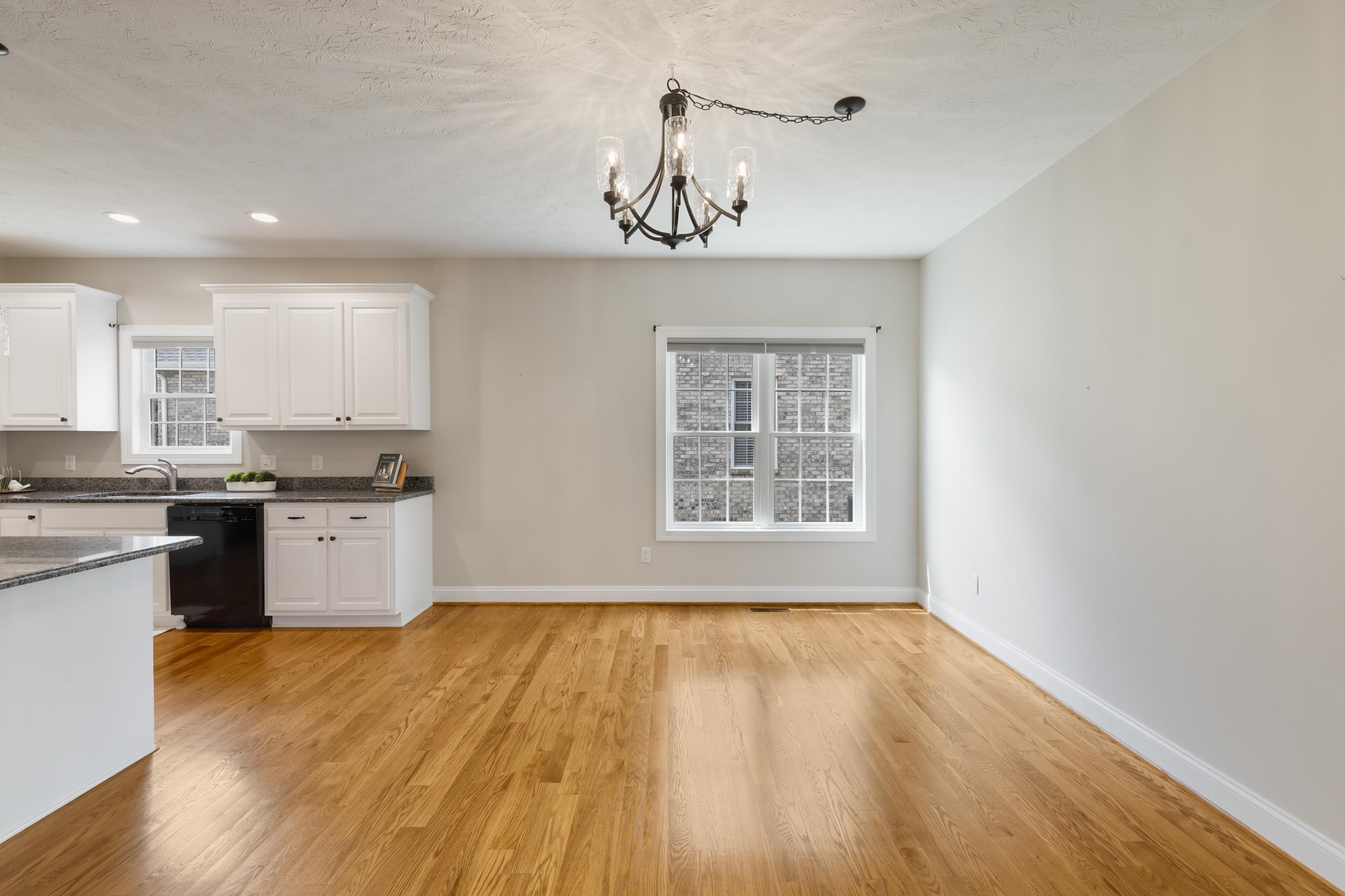 26 PEBBLE CT, STUARTS DRAFT, Virginia 24477, 2 Bedrooms Bedrooms, ,2 BathroomsBathrooms,Residential,26 PEBBLE CT,666841 MLS # 666841