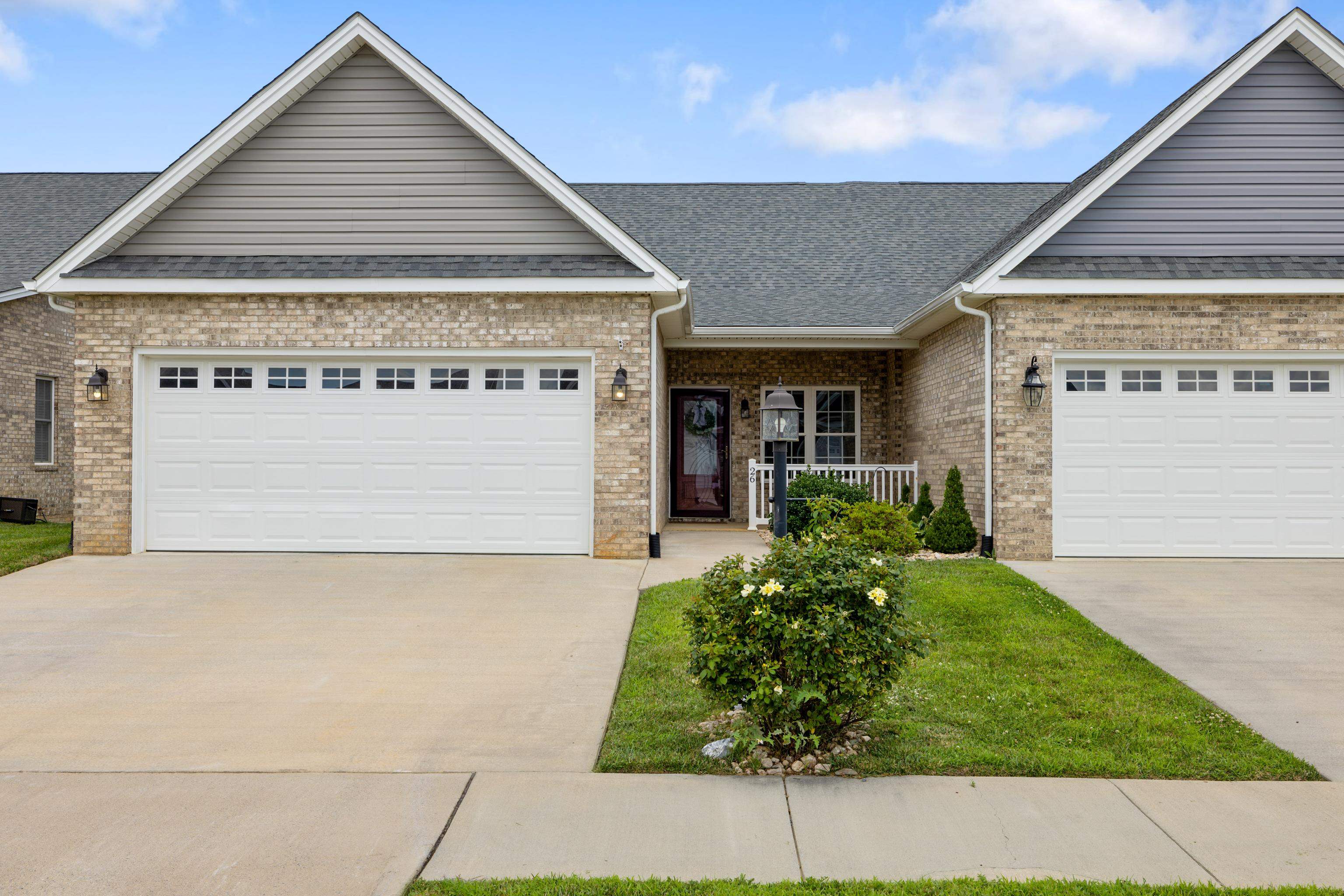 26 PEBBLE CT, STUARTS DRAFT, Virginia 24477, 2 Bedrooms Bedrooms, ,2 BathroomsBathrooms,Residential,26 PEBBLE CT,666841 MLS # 666841