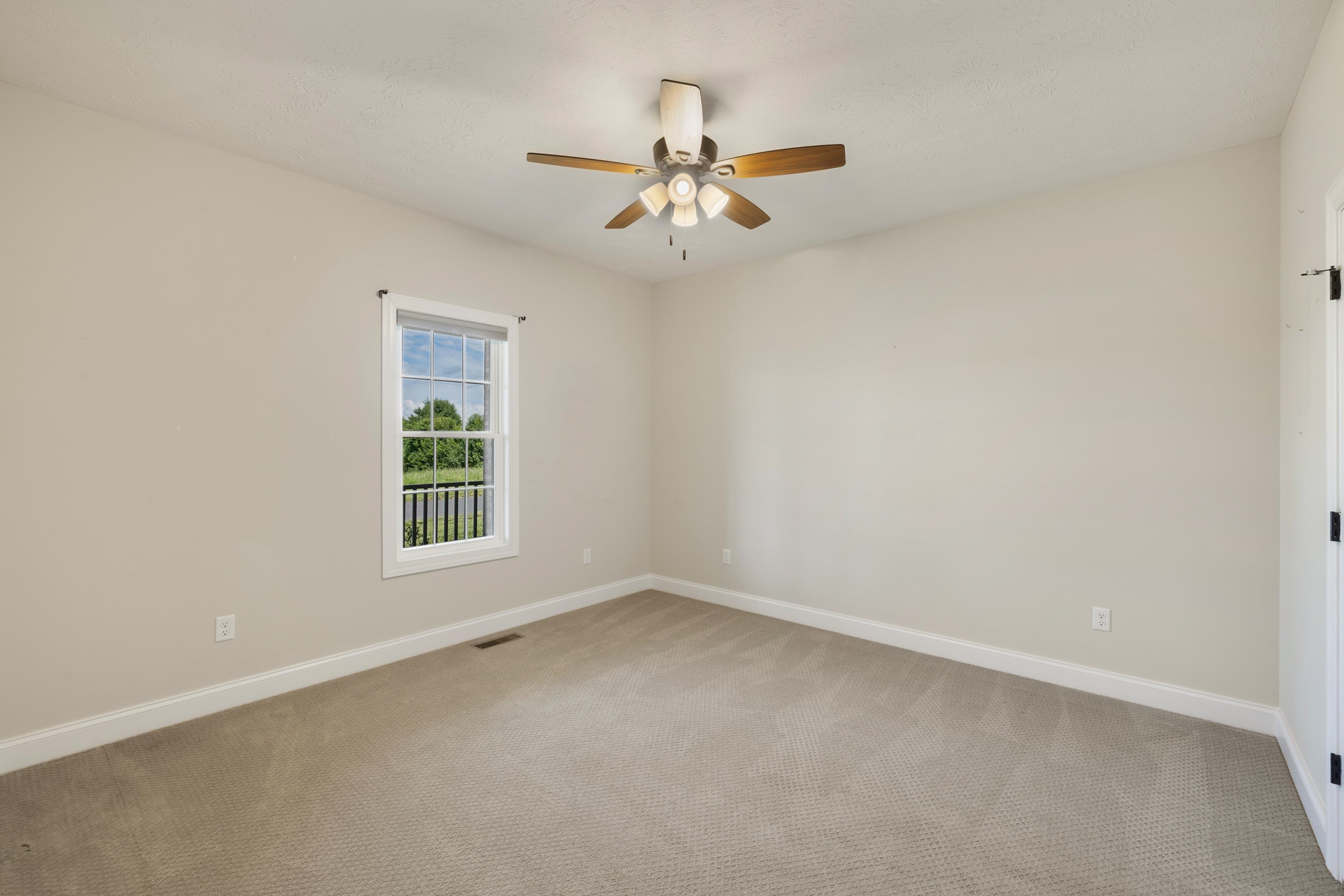 26 PEBBLE CT, STUARTS DRAFT, Virginia 24477, 2 Bedrooms Bedrooms, ,2 BathroomsBathrooms,Residential,26 PEBBLE CT,666841 MLS # 666841