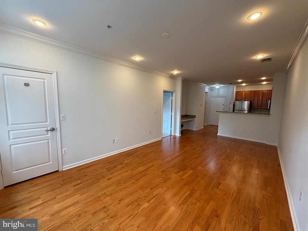 12000 MARKET ST #324, RESTON, Virginia 20190, 1 Bedroom Bedrooms, ,1 BathroomBathrooms,Residential,For sale,12000 MARKET ST #324,VAFX2246136 MLS # VAFX2246136