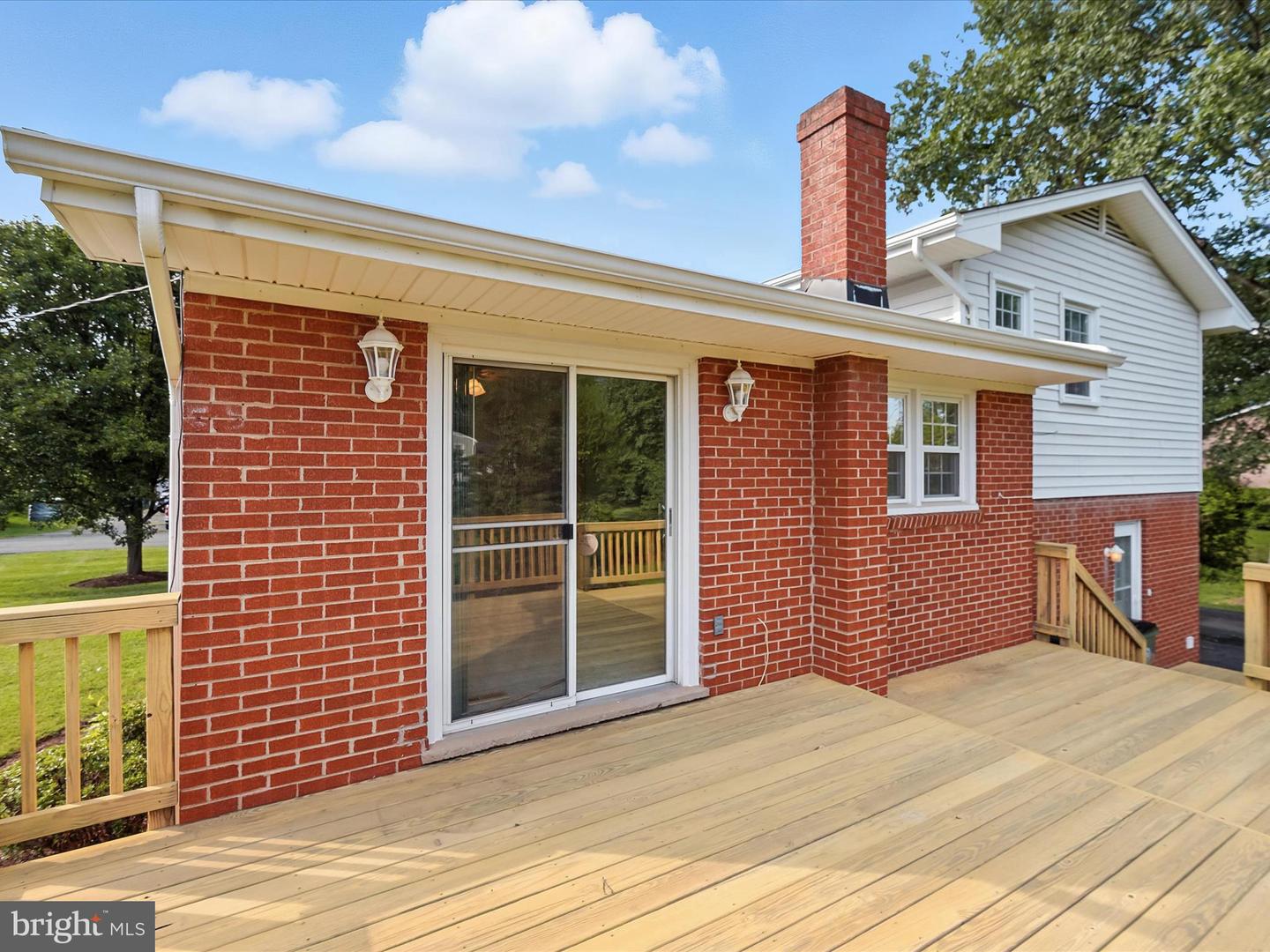 8917 VIRGINIA AVE, MANASSAS, Virginia 20110, 3 Bedrooms Bedrooms, ,2 BathroomsBathrooms,Residential,For sale,8917 VIRGINIA AVE,VAMN2008540 MLS # VAMN2008540