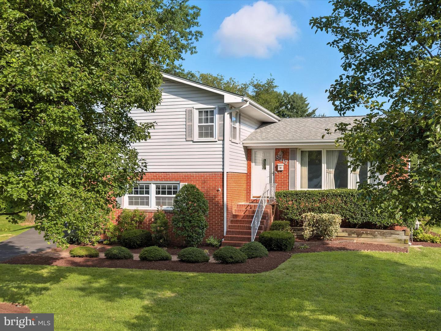 8917 VIRGINIA AVE, MANASSAS, Virginia 20110, 3 Bedrooms Bedrooms, ,2 BathroomsBathrooms,Residential,For sale,8917 VIRGINIA AVE,VAMN2008540 MLS # VAMN2008540