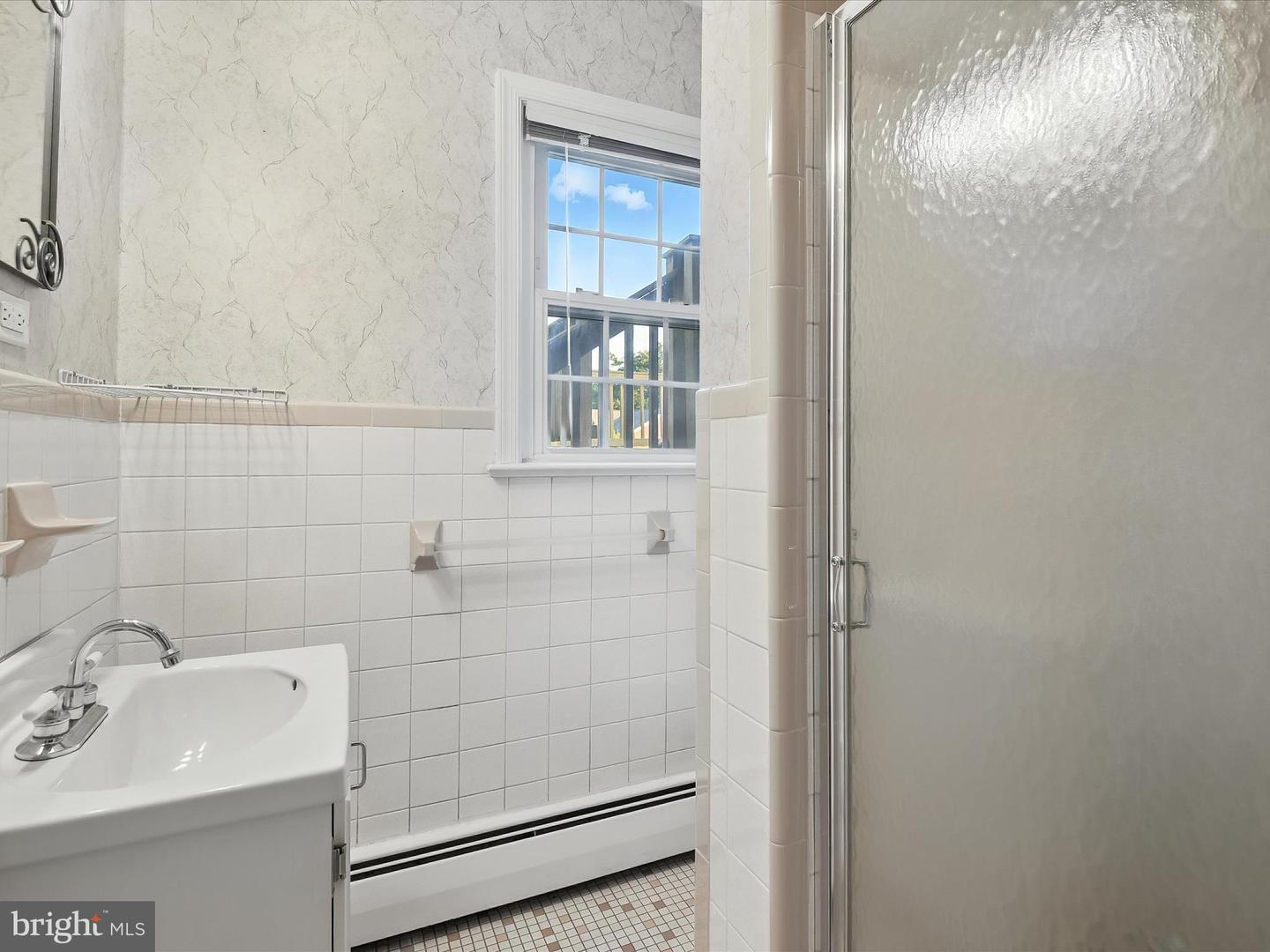 8917 VIRGINIA AVE, MANASSAS, Virginia 20110, 3 Bedrooms Bedrooms, ,2 BathroomsBathrooms,Residential,For sale,8917 VIRGINIA AVE,VAMN2008540 MLS # VAMN2008540