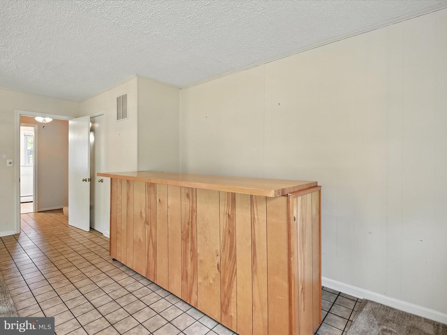 8917 VIRGINIA AVE, MANASSAS, Virginia 20110, 3 Bedrooms Bedrooms, ,2 BathroomsBathrooms,Residential,For sale,8917 VIRGINIA AVE,VAMN2008540 MLS # VAMN2008540