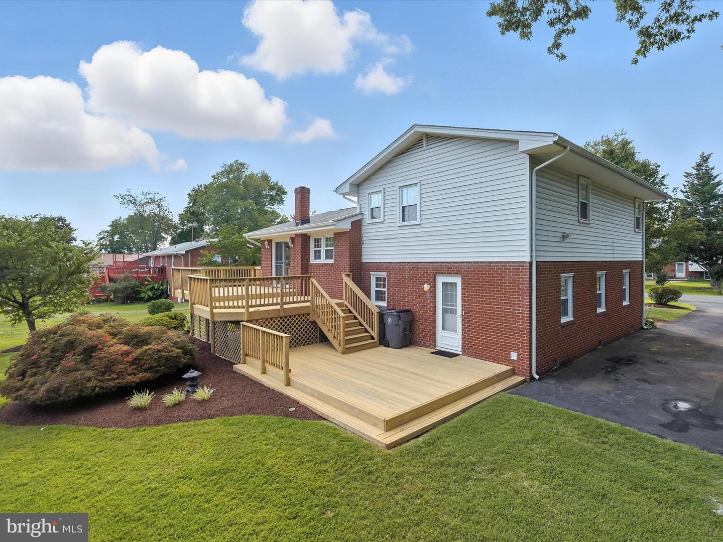 8917 VIRGINIA AVE, MANASSAS, Virginia 20110, 3 Bedrooms Bedrooms, ,2 BathroomsBathrooms,Residential,For sale,8917 VIRGINIA AVE,VAMN2008540 MLS # VAMN2008540