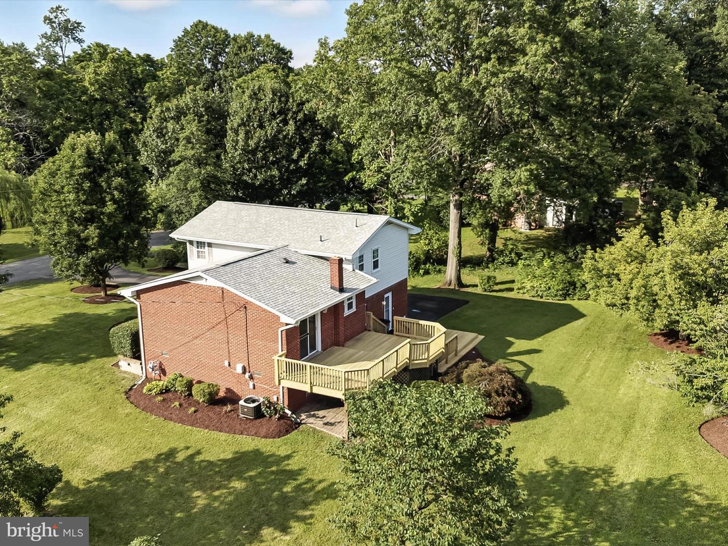 8917 VIRGINIA AVE, MANASSAS, Virginia 20110, 3 Bedrooms Bedrooms, ,2 BathroomsBathrooms,Residential,For sale,8917 VIRGINIA AVE,VAMN2008540 MLS # VAMN2008540