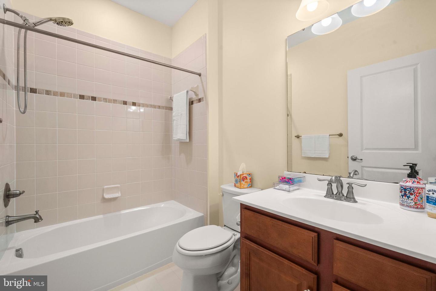 10739 HINTON WAY, MANASSAS, Virginia 20112, 3 Bedrooms Bedrooms, ,3 BathroomsBathrooms,Residential,For sale,10739 HINTON WAY,VAPW2098710 MLS # VAPW2098710