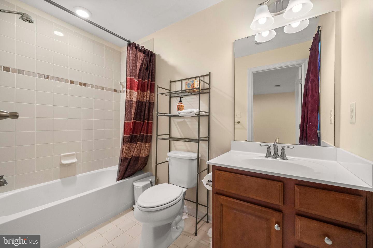 10739 HINTON WAY, MANASSAS, Virginia 20112, 3 Bedrooms Bedrooms, ,3 BathroomsBathrooms,Residential,For sale,10739 HINTON WAY,VAPW2098710 MLS # VAPW2098710