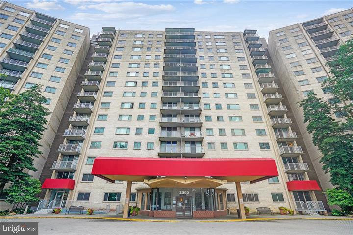 2500 N VAN DORN ST #1226, ALEXANDRIA, Virginia 22302, 2 Bedrooms Bedrooms, ,1 BathroomBathrooms,Residential,For sale,2500 N VAN DORN ST #1226,VAAX2047272 MLS # VAAX2047272