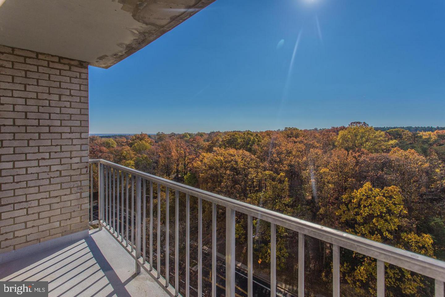 2500 N VAN DORN ST #1226, ALEXANDRIA, Virginia 22302, 2 Bedrooms Bedrooms, ,1 BathroomBathrooms,Residential,For sale,2500 N VAN DORN ST #1226,VAAX2047272 MLS # VAAX2047272