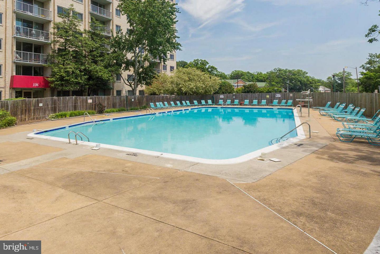 2500 N VAN DORN ST #1226, ALEXANDRIA, Virginia 22302, 2 Bedrooms Bedrooms, ,1 BathroomBathrooms,Residential,For sale,2500 N VAN DORN ST #1226,VAAX2047272 MLS # VAAX2047272