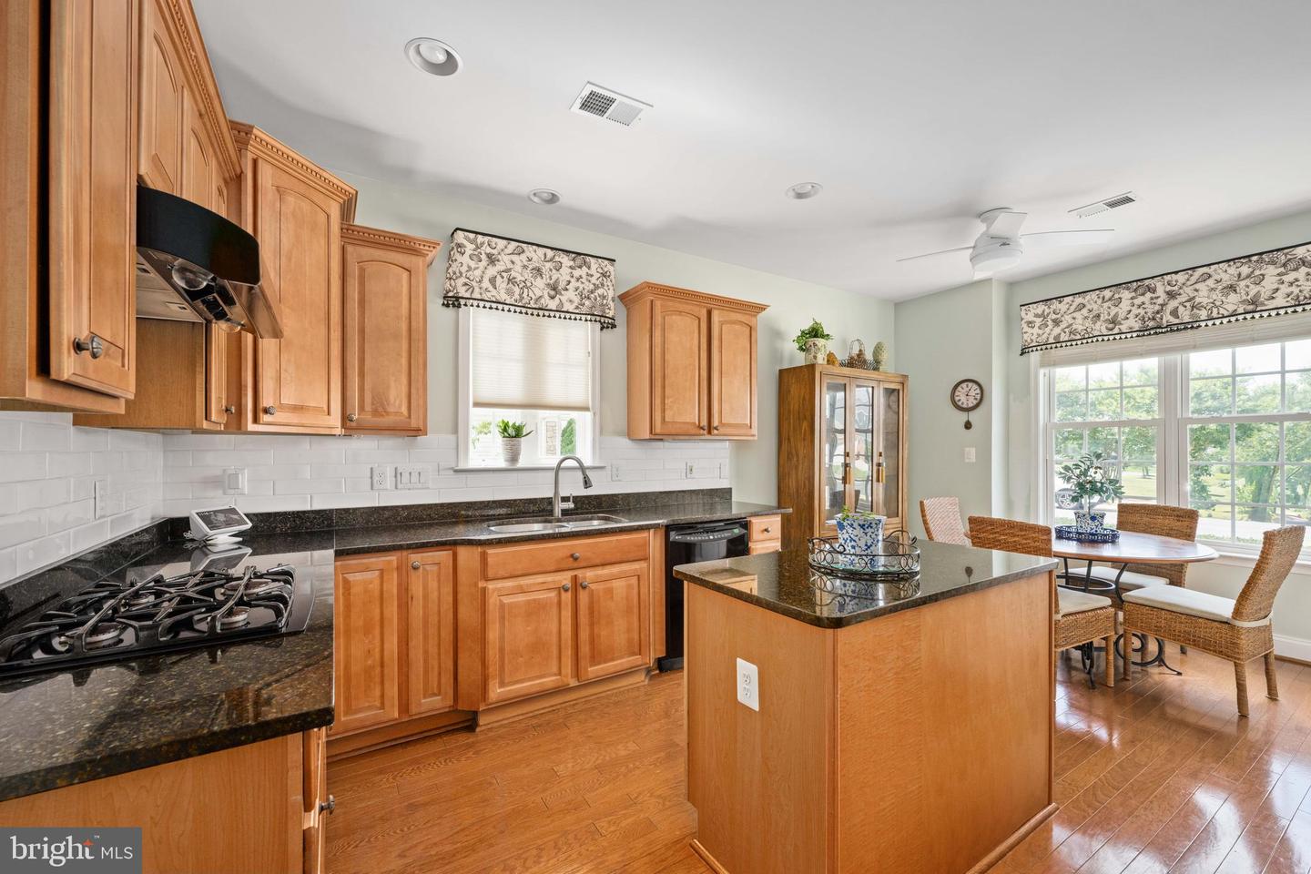 5715 W KESSLERS XING, FREDERICKSBURG, Virginia 22407, 3 Bedrooms Bedrooms, ,3 BathroomsBathrooms,Residential,For sale,5715 W KESSLERS XING,VASP2034672 MLS # VASP2034672