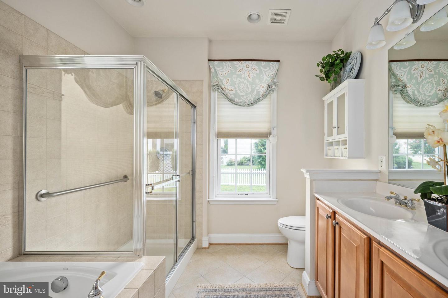 5715 W KESSLERS XING, FREDERICKSBURG, Virginia 22407, 3 Bedrooms Bedrooms, ,3 BathroomsBathrooms,Residential,For sale,5715 W KESSLERS XING,VASP2034672 MLS # VASP2034672