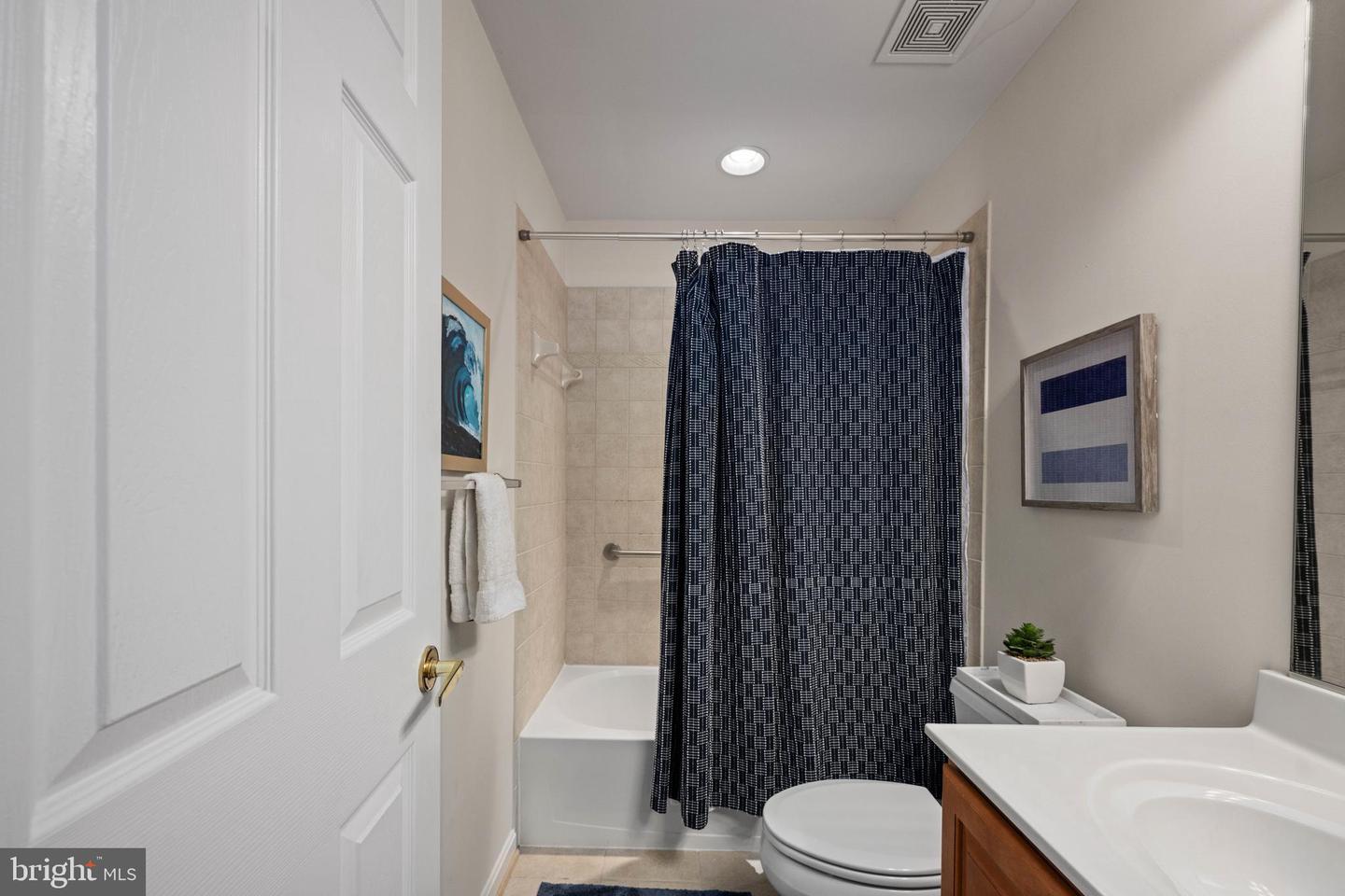 5715 W KESSLERS XING, FREDERICKSBURG, Virginia 22407, 3 Bedrooms Bedrooms, ,3 BathroomsBathrooms,Residential,For sale,5715 W KESSLERS XING,VASP2034672 MLS # VASP2034672