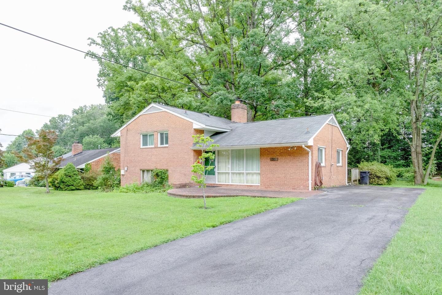 7309 LEESVILLE BLVD, SPRINGFIELD, Virginia 22151, 3 Bedrooms Bedrooms, ,1 BathroomBathrooms,Residential,For sale,7309 LEESVILLE BLVD,VAFX2255598 MLS # VAFX2255598