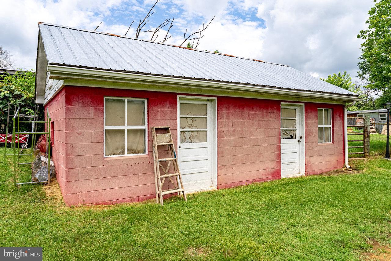 2904 US HIGHWAY 211 W, LURAY, Virginia 22835, 3 Bedrooms Bedrooms, ,1 BathroomBathrooms,Residential,For sale,2904 US HIGHWAY 211 W,VAPA2005134 MLS # VAPA2005134