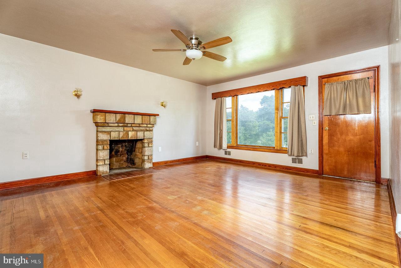 2904 US HIGHWAY 211 W, LURAY, Virginia 22835, 3 Bedrooms Bedrooms, ,1 BathroomBathrooms,Residential,For sale,2904 US HIGHWAY 211 W,VAPA2005134 MLS # VAPA2005134