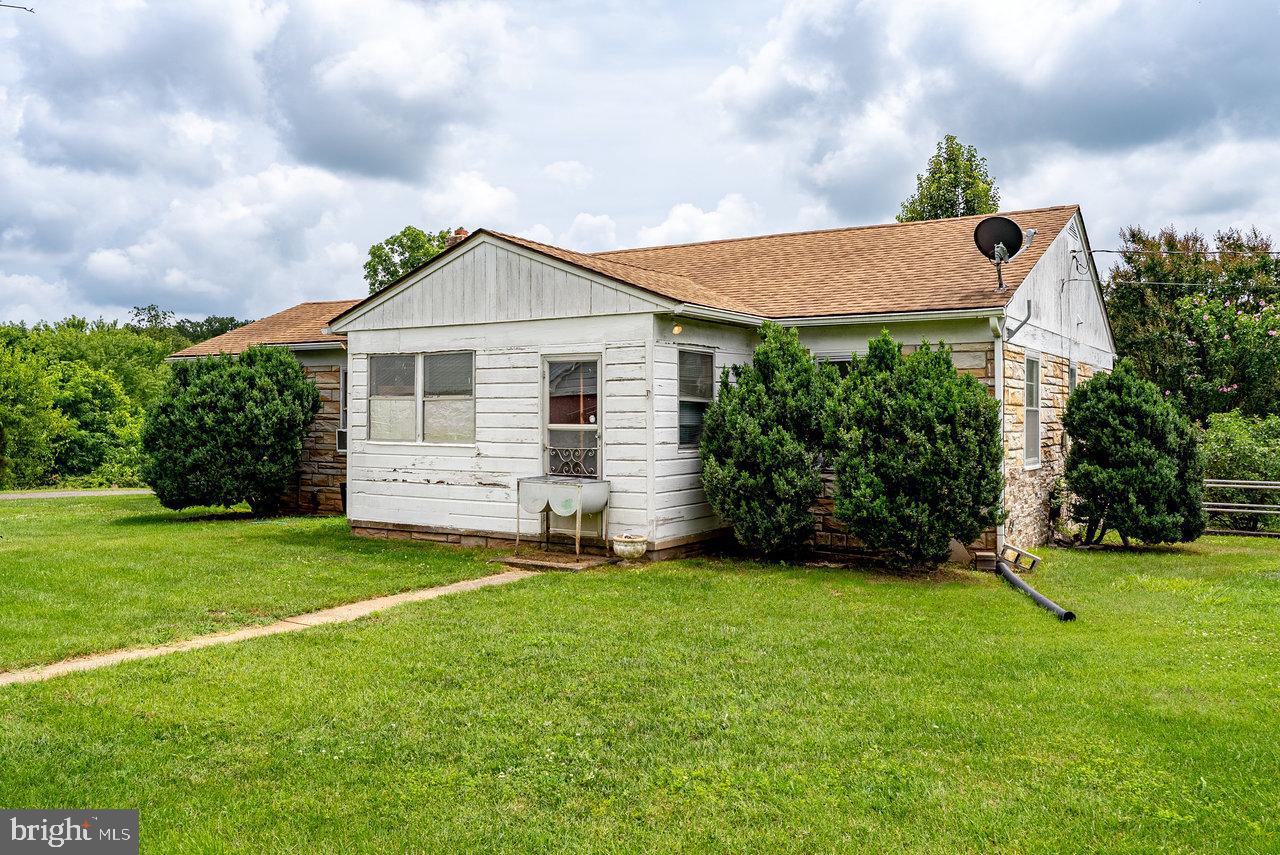 2904 US HIGHWAY 211 W, LURAY, Virginia 22835, 3 Bedrooms Bedrooms, ,1 BathroomBathrooms,Residential,For sale,2904 US HIGHWAY 211 W,VAPA2005134 MLS # VAPA2005134