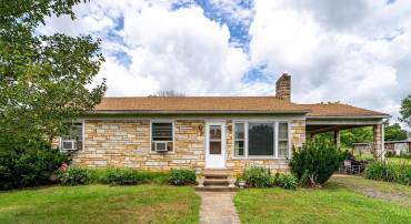 2904 US HIGHWAY 211 W, LURAY, Virginia 22835, 3 Bedrooms Bedrooms, ,1 BathroomBathrooms,Residential,For sale,2904 US HIGHWAY 211 W,VAPA2005134 MLS # VAPA2005134