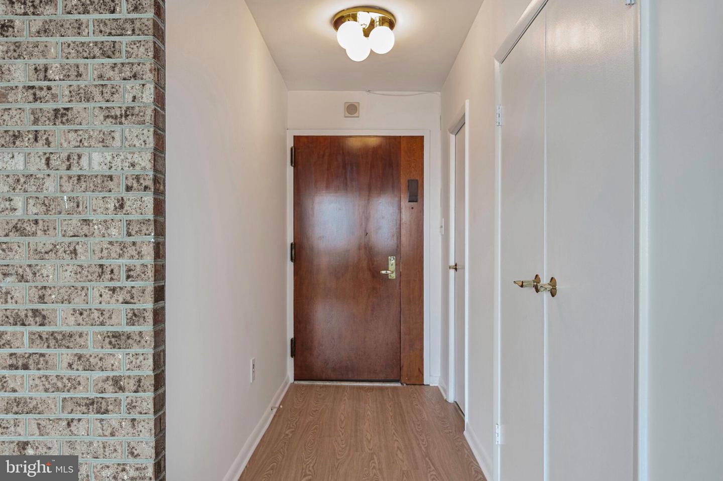 400 MADISON ST #1806, ALEXANDRIA, Virginia 22314, 1 Bedroom Bedrooms, ,1 BathroomBathrooms,Residential,For sale,400 MADISON ST #1806,VAAX2047512 MLS # VAAX2047512
