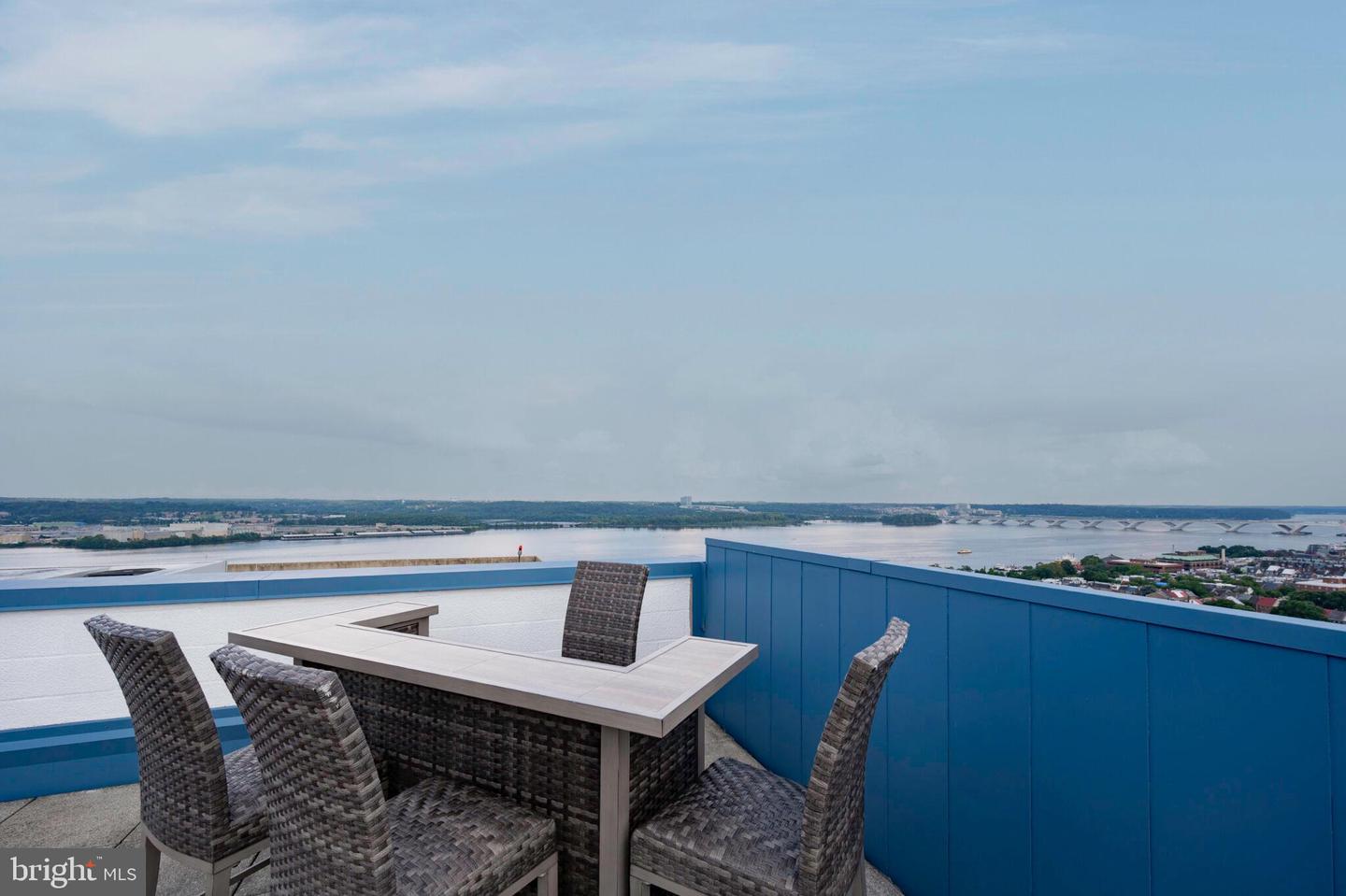 400 MADISON ST #1806, ALEXANDRIA, Virginia 22314, 1 Bedroom Bedrooms, ,1 BathroomBathrooms,Residential,For sale,400 MADISON ST #1806,VAAX2047512 MLS # VAAX2047512