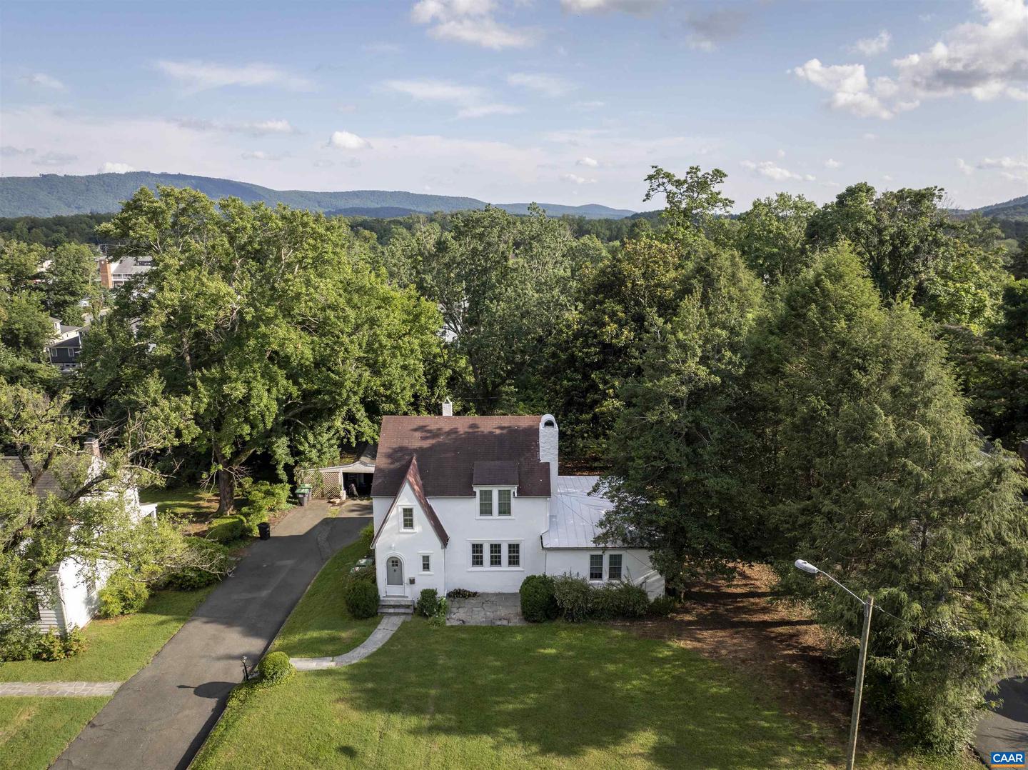 2201 & 2203 STADIUM RD, CHARLOTTESVILLE, Virginia 22903, 7 Bedrooms Bedrooms, ,4 BathroomsBathrooms,Residential,For sale,2201 & 2203 STADIUM RD,666820 MLS # 666820