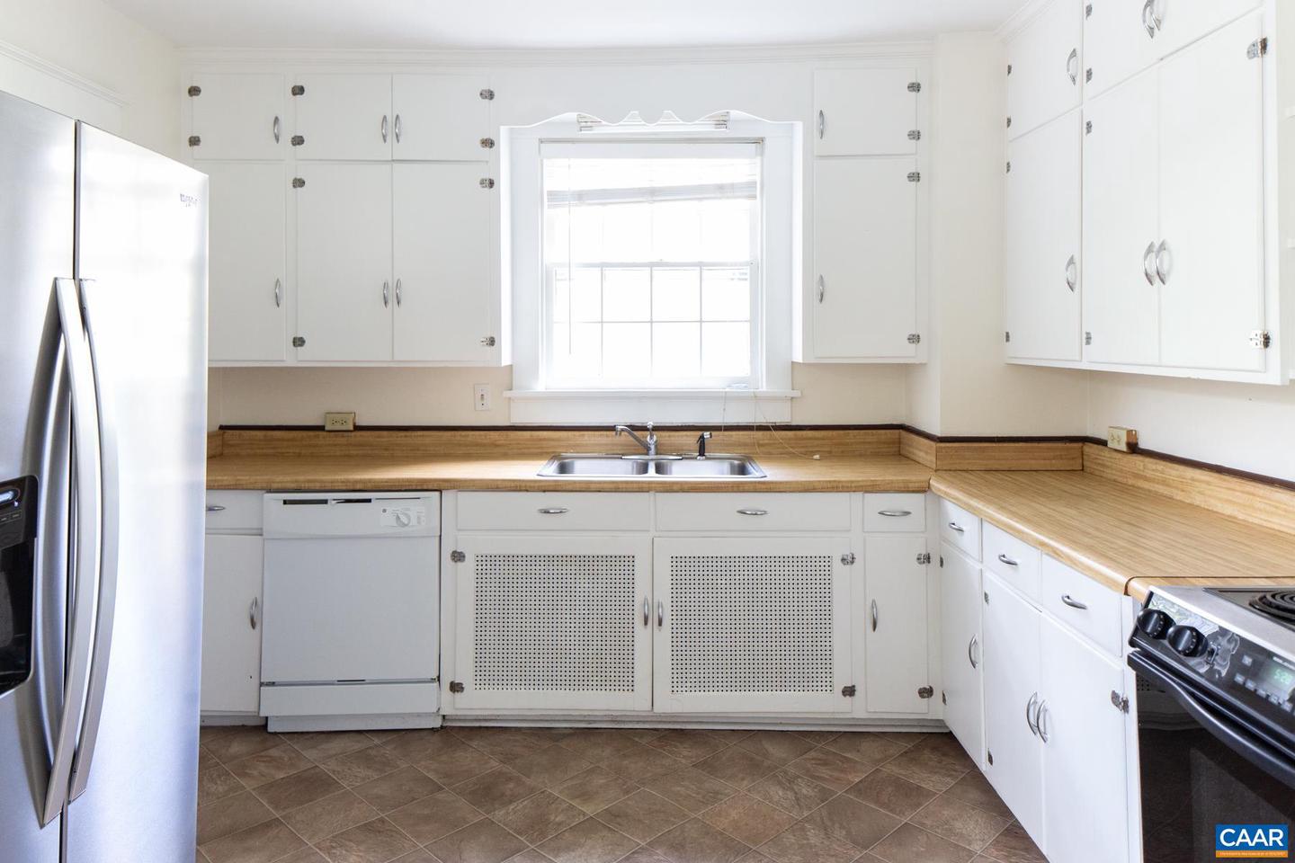 2201 & 2203 STADIUM RD, CHARLOTTESVILLE, Virginia 22903, 7 Bedrooms Bedrooms, ,4 BathroomsBathrooms,Residential,For sale,2201 & 2203 STADIUM RD,666820 MLS # 666820